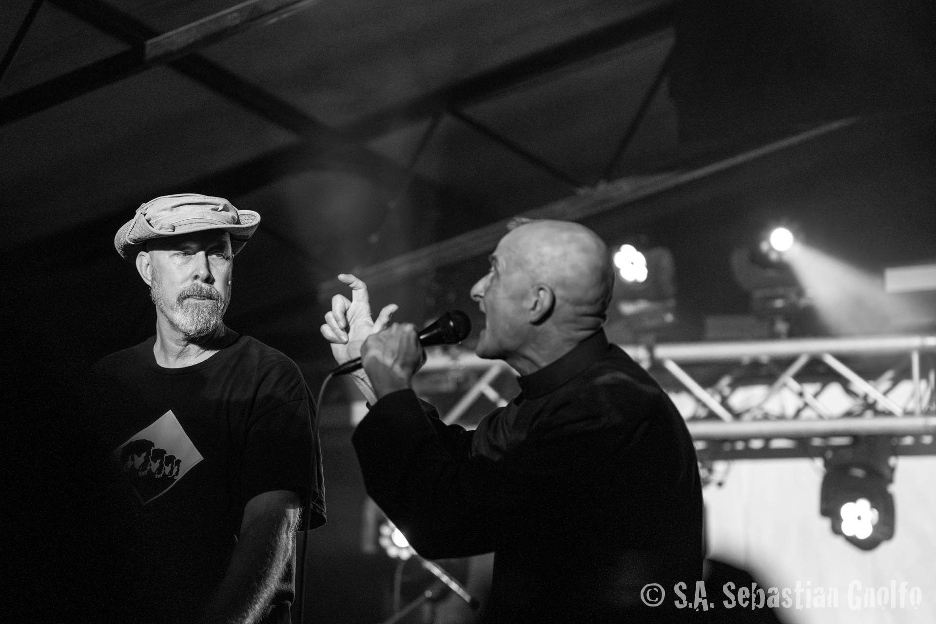 Cold Waves Austin: Mentallo & the Fixer